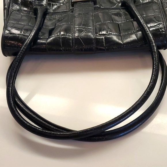 Ann Taylor Stunning Leather "Croc" Satchel - Picture 5 of 14